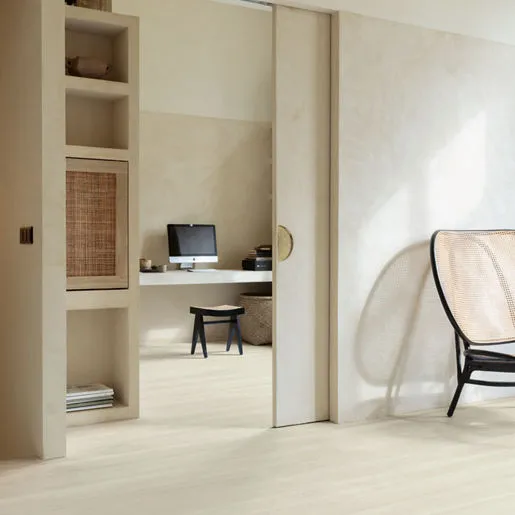 EL3573_Interior03-B2B Square XL